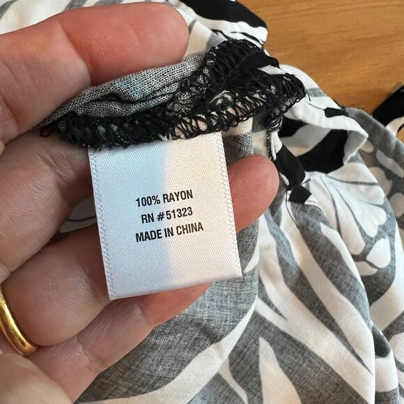 1. State Womens Square-Neck Sleeveless Maxi Boho Dress MEDIUM Floral Black - Picture 5 of 7